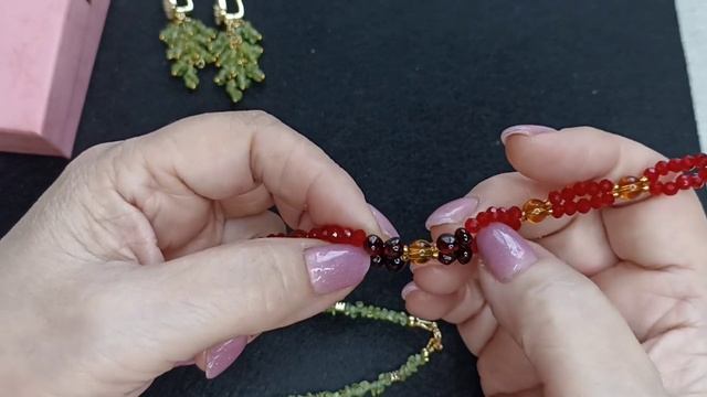 ХРИЗОЛИТОВЫЙ КОМПЛЕКТ ДЛЯ СВЕТЛАНЫ. ПЕРЕДЕЛКА БРАСЛЕТА. смотреть онлайн