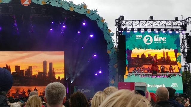 Emeli Sande - Read all about it. Live at Hyde Park 2017 смотреть онлайн