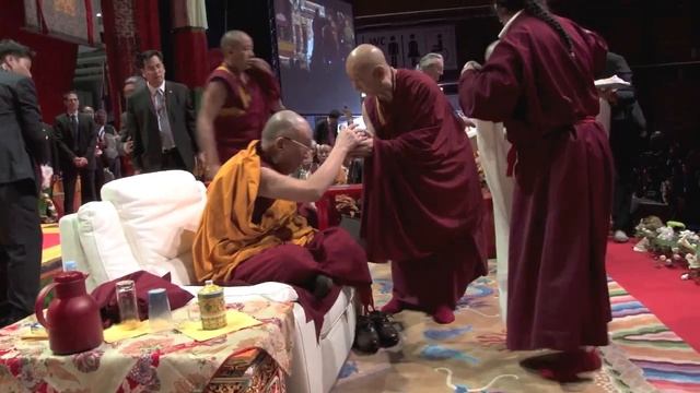 His Holiness The Dalai Lama - Switzerland 2013 смотреть онлайн