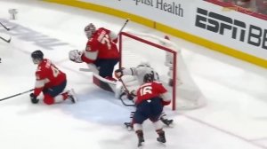 Невероятные сэйвы Бобровского принесли Флориде первый Кубок Стэнли в истории / Момент дня НХЛ