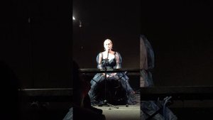 Не опускай рук — Элли на маковом поле (26.05.24) и история песни «В России расстаются навсегда»