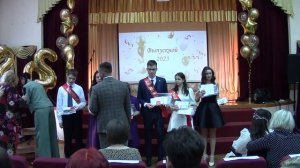 Позади незабываемые школьные годы…