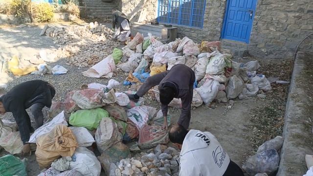 Mica Quartz silica quartz fused silica 云母石英石英石英熔融石英。 смотреть онлайн