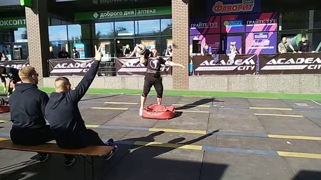 Чемпионат Украины по любителям,Киев 14 октября,дамбл 65 кг Кулик Виктор смотреть онлайн