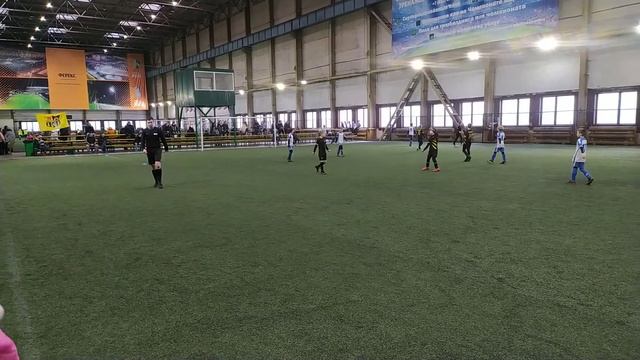 Sport is life. "Молния". 15.01.2022. ФК "Янтарь 93" - ДФК "Зенит-84". 2 тайм. смотреть онлайн