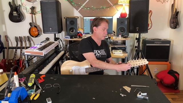 Solo Guitar Kit Build Part 2 - Assembly смотреть онлайн