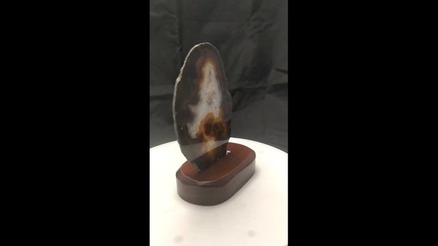 минерал Агат срез 0.5х7х11 см смотреть онлайн