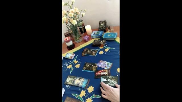 Расклад Таро. Нужны ли мне эти отношения? 3 ВАРИАНТА