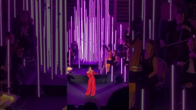 Концерт Алсу @alsou_a с симфоническим оркестром ♥️ Красиво&Элегантно💃🏻 Обожаю звучание оркестра))