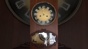 Настенные механические часы Янтарь с боем