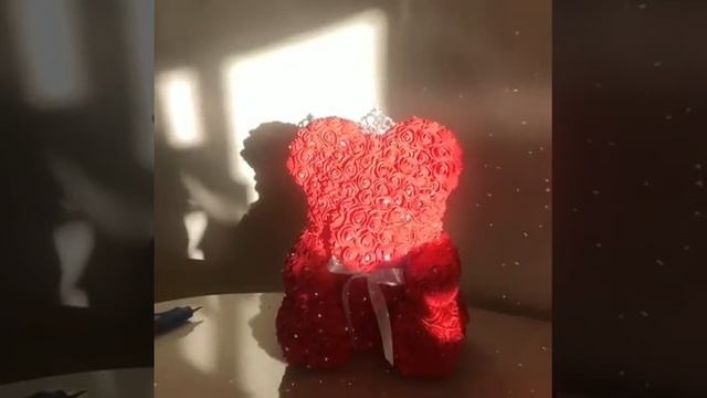 Мишка из роз в камнях Сваровски