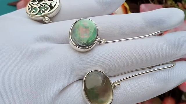 Серебряный комплект с натуральным перламутром