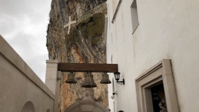 ZVONA MANASTIRA OSTROG смотреть онлайн