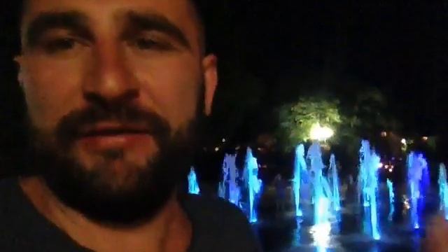Дубаї в Долині! Що Місько Батяр думає про фонтани!