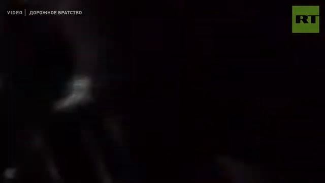 Revelers Narrowly Escape Chainsaw Massacre In Russian Bar смотреть онлайн