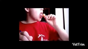 Облизала чупик 450 раз!!!