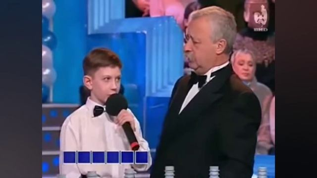 вышел заяц на крыльцо почесать своё ... смотреть онлайн