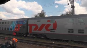 ЭП1м-529 с двухэтажным поездом №104 Адлер — Москва