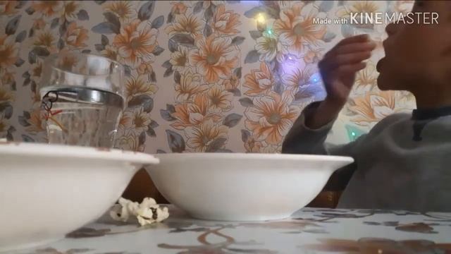 ВЛОГ!!!Попробуй НЕ Запивать ЧЕЛЛЕНДЖ ЕМ ПОПКОРН С СОЛЬЮ   ElisteLiveвидеодневник смотреть онлайн