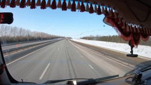 Намотал Макрона об забор...