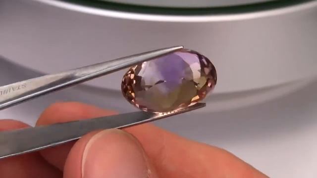 Природный аметрин из Боливии смотреть онлайн