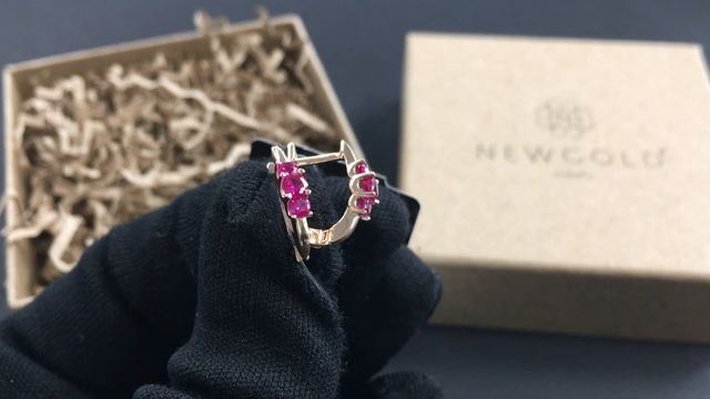 !Серьги 094395 из красного золота 585 пробы с корундами рубин смотреть онлайн