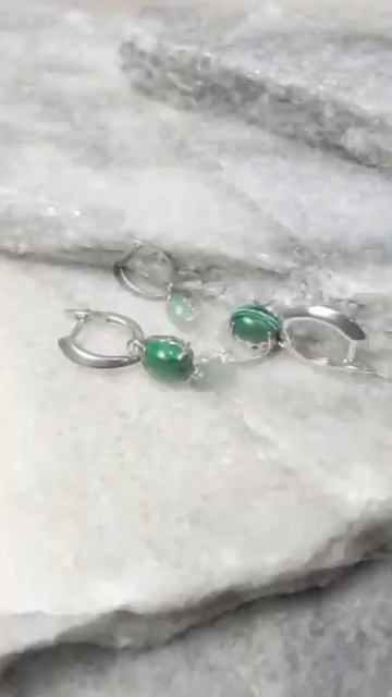 Серьги из серебра 925 пробы с натуральным малахитом #серебро925 #украшенияизсеребра #серьгисеребро