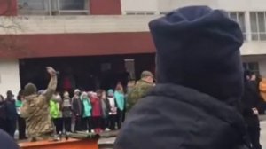 Школа горит