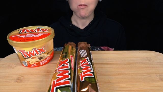 ASMR Twix Chocolate Party! Ice Cream Sundae, Peanut Butter Cookie Sticks, Cookies & Cream смотреть онлайн