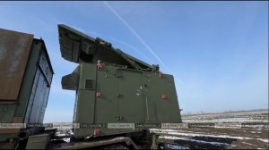 Зенитно-ракетный комплекс С-350 «Витязь» несет боевое дежурство