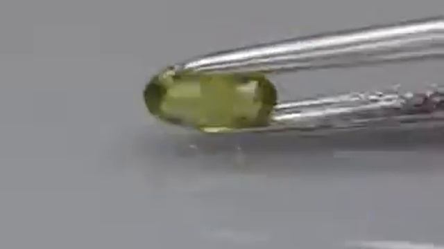 0 60ct Yellowish Green Demantoid смотреть онлайн