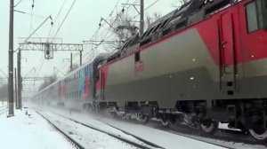 ЭП20-007 с двухэтажным поездом №104 "Москва – Адлер"