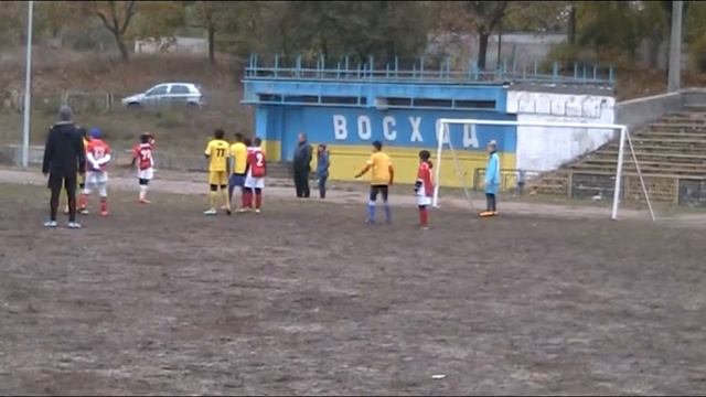 Восход - Фортуна 2 21.10.16 (первый тайм) смотреть онлайн