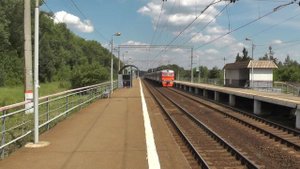 Электропоезд ЭР2Р-7081 платформа Сушкинская