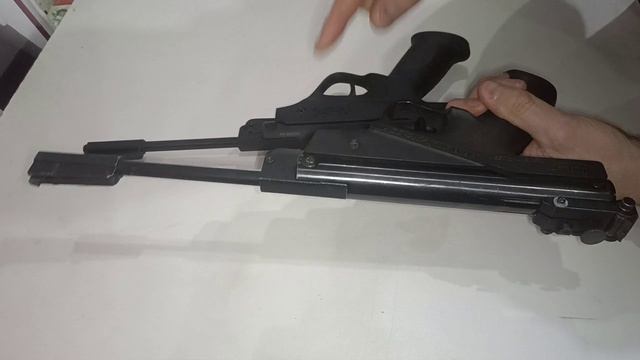 Сравнение старого и новгово пневматического пистолета ИЖ-53М.   Путь развития.