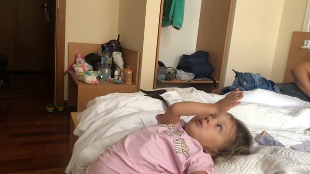 Путешествие в Америку семьи из Украины | Умельцы в США | Как добирались через Польшу | Серия 1 смотреть онлайн