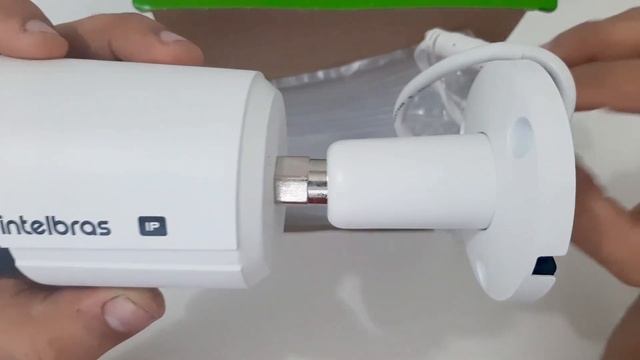 Câmera Intelbras VIP 3230 B SL (STAR LIGHT) Filma Colorido a Noite смотреть онлайн