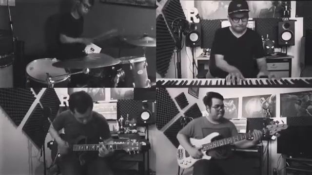 Cover Intro Paradox (by isyana) смотреть онлайн