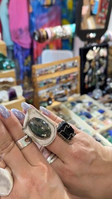 Приглашаем на Ярмарку подарков ТЦ Сан-Сити.г Новосибирск до 8 марта