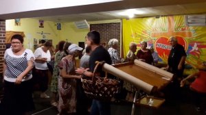 Материальное (наряду с процесуальным) служение в действии