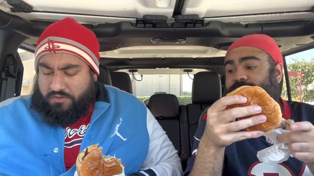 Popeyes Blackened Chicken Sandwich Review смотреть онлайн