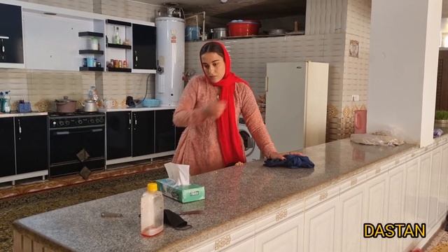 Working women: ways to earn a living смотреть онлайн