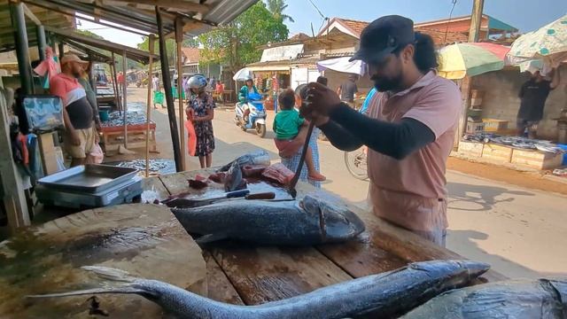 Wow Amazing 50kg Napoleon Fish Master Cutting Skills By MR BOBI Paradise Village Life смотреть онлайн