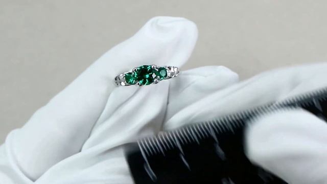 Серебряное кольцо AQUAMARINE с гидротермальным изумрудом А63983П смотреть онлайн