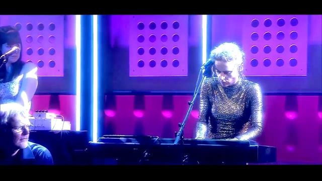 Agnes Obel LIVE@DWDD, Netherlands, Oct.17th 2016 (VIDEO) *REPOST* смотреть онлайн