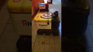 #Москва#РОБОТЫ#ЯНДЕКС#ЕДА#ЯНДЕКС#ЛАВКА#