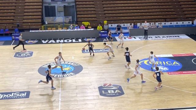 Under 15 Eccellenza: Vanoli Cremona - Urania Milano смотреть онлайн