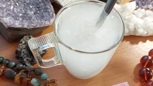 КАК ОТЛИЧИТЬ ПОДДЕЛЬНЫЙ ЯНТАРЬ ОТ НАСТОЯЩЕГО? Проверяем бусины!