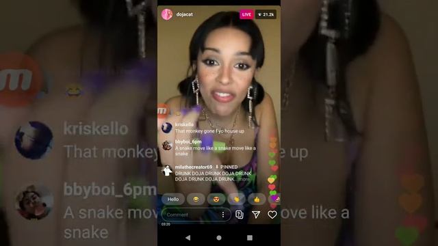 Doja cat drunk on Instagram live looking for a dog 🤣😂 say so remix смотреть онлайн