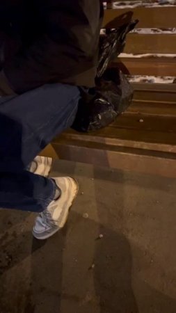 В 23 февраля некоторые мужчины страдают от любимых жен.